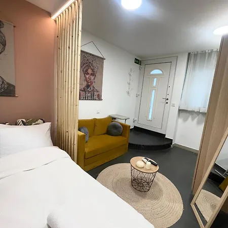Skg Nest - Casa Nativa Daire